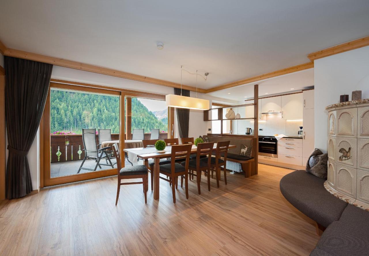 斯奥瓦拉酒店 Santa Cristina Val Gardena 外观 照片